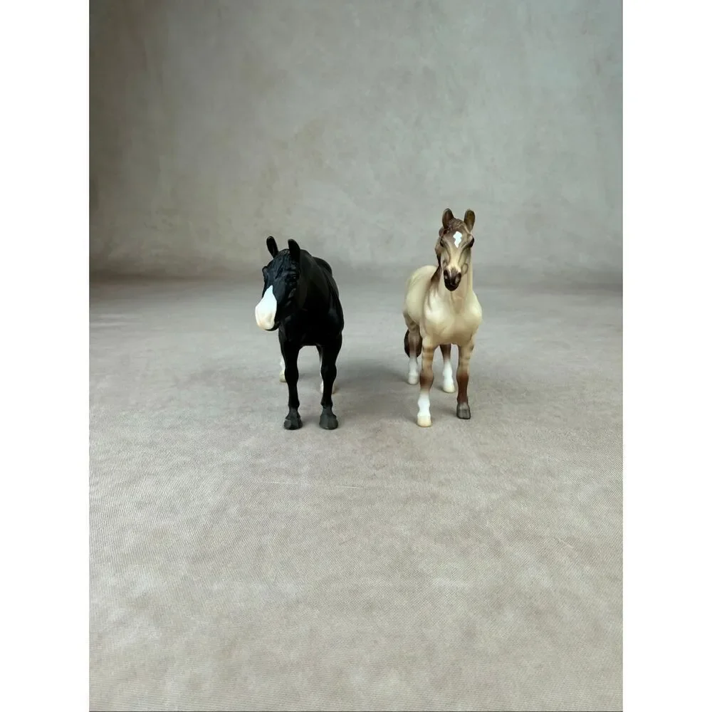Breyer Stablemates Horse Foal Surprise QH Warmblood READ